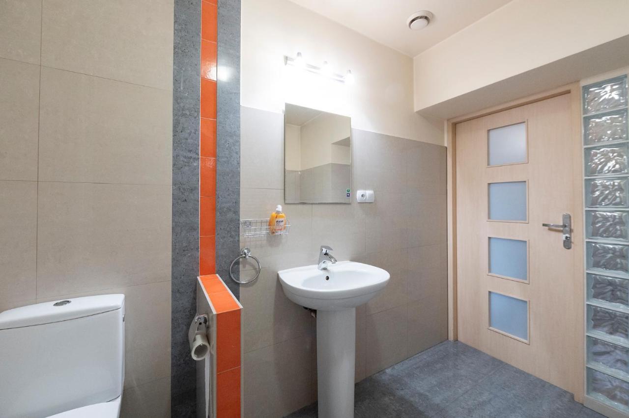 Essence Of Lodz-145M!Central-Secured-Comfy18Ppl!&Freeparking 外观 照片